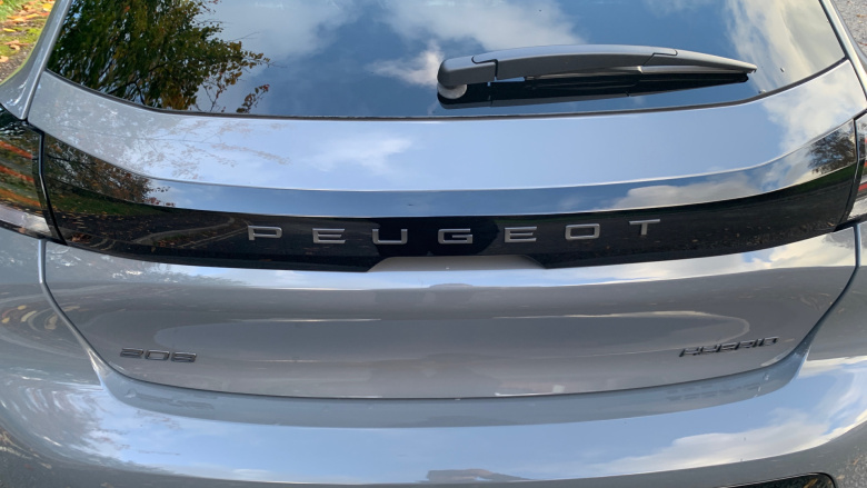 Peugeot 208 1.2 Hybrid 110 Allure 5dr e-DSC6 Petrol Hatchback